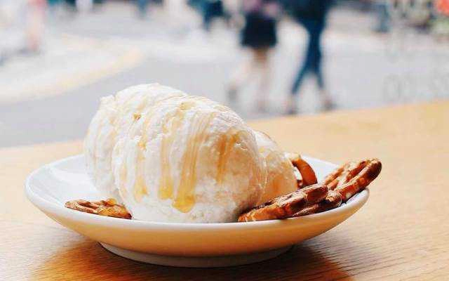 Cafe Aloha - Ice Cream & Tea