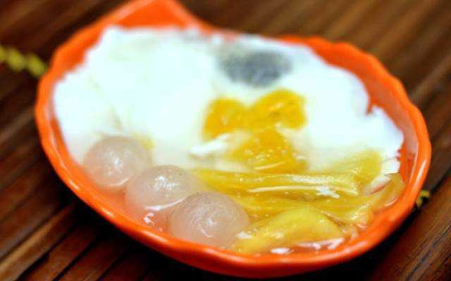 Cafe Bà Xã Đậu Hũ - Đội Cấn