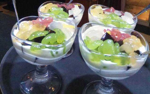 Cafe & Bạn - Hùng Vương