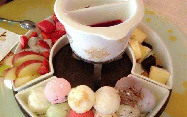 Cafe BUD'S Ice Cream - Nowzone