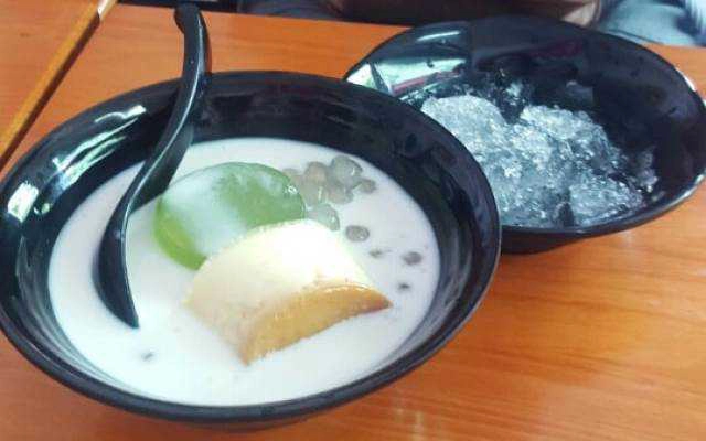 Cafe Chè Đà Nẵng - Phạm Hồng Thái