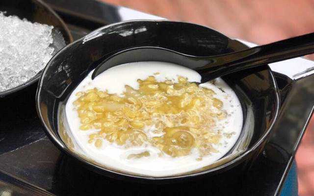 Cafe Chè Ngon Phố Cổ - Nghĩa Tân