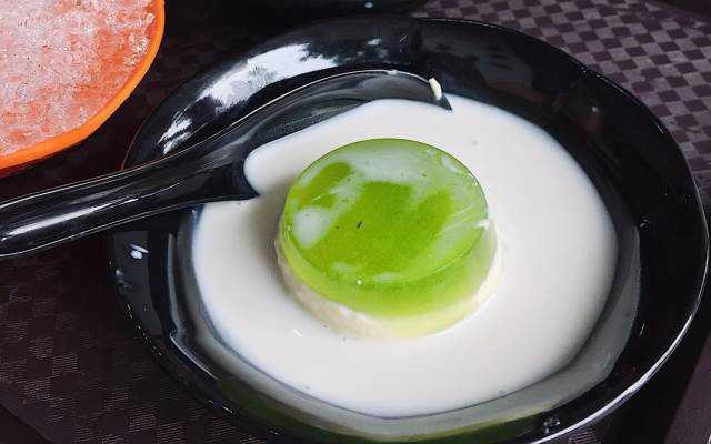 Cafe Chè Sầu Liên Đà Nẵng - Nguyễn Quý Đức