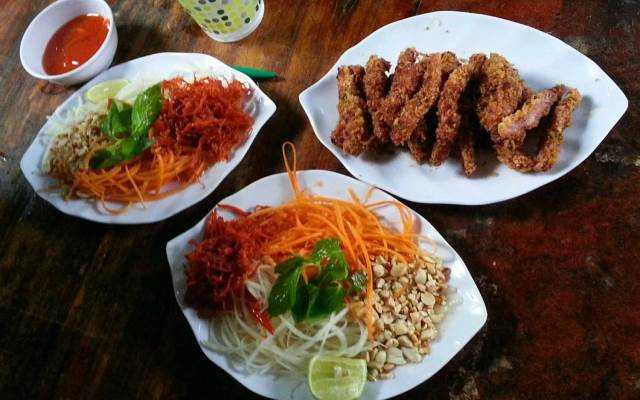 Cafe Chong Chóng Quán - Ăn Vặt