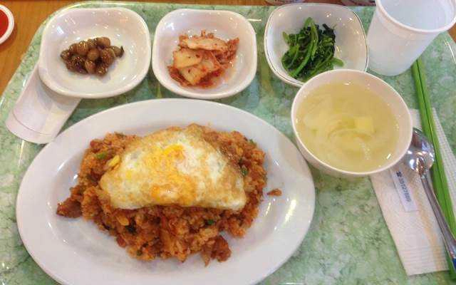 Cafe Food Court - Diamond Plaza