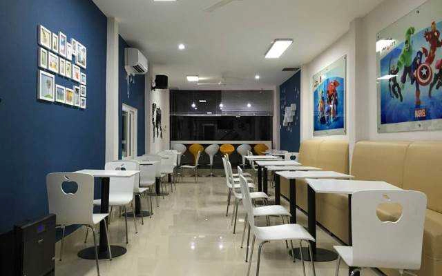Cafe Feeling Tea & Cream - Phan Đình Phùng