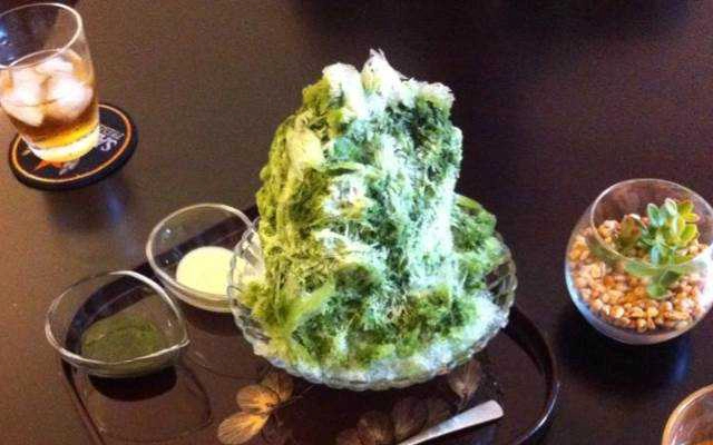 Cafe Fly To The Moon - Shaved Ice - Thái Văn Lung