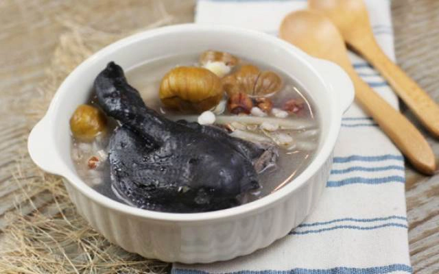 Cafe & Gà Ác Tiềm Thuốc Bắc - Lê Thánh Tông