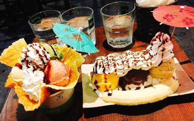 Cafe Scoops - Ice Cream & Drinks