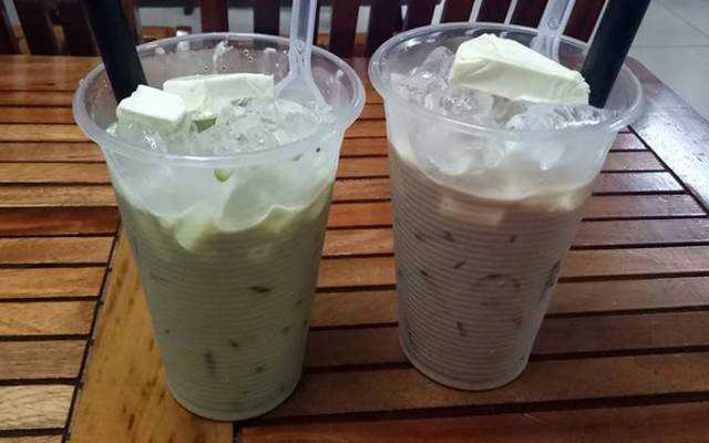 Cafe Hachi Milk Tea