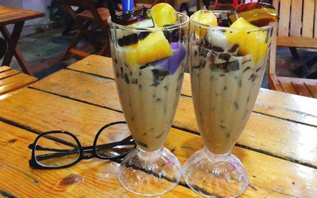 Cafe Hanh Vo Milk Tea
