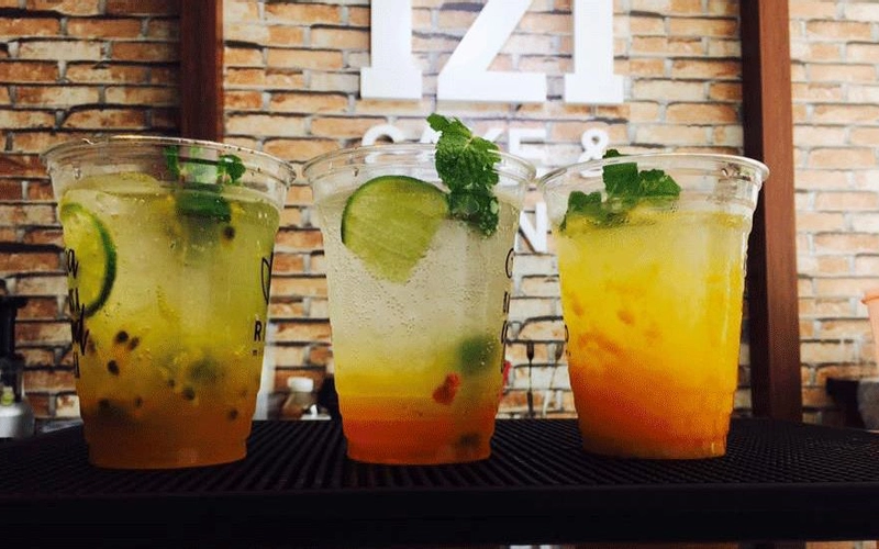 Cafe Izi Cake & Drink