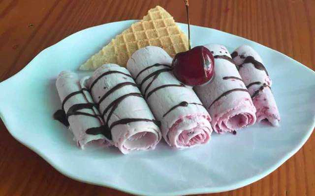 Cafe Kem Cuộn Thỏ Bảy Màu