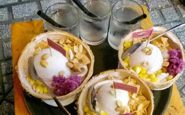 Cafe Kem Dừa Bangkok - Trần Hưng Đạo