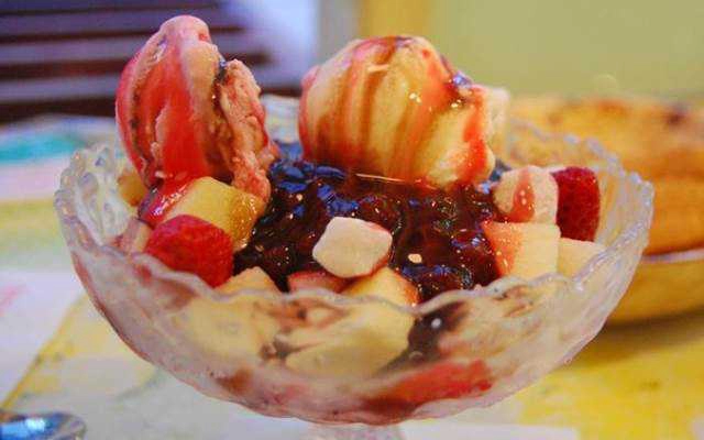 Cafe Kem Trộn Trái Cây Tươi & Trà Sữa - Hòa Bình