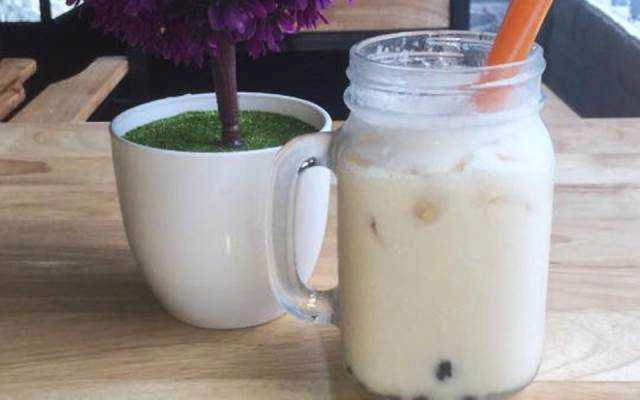 Cafe Kimochi - Food & Drinks