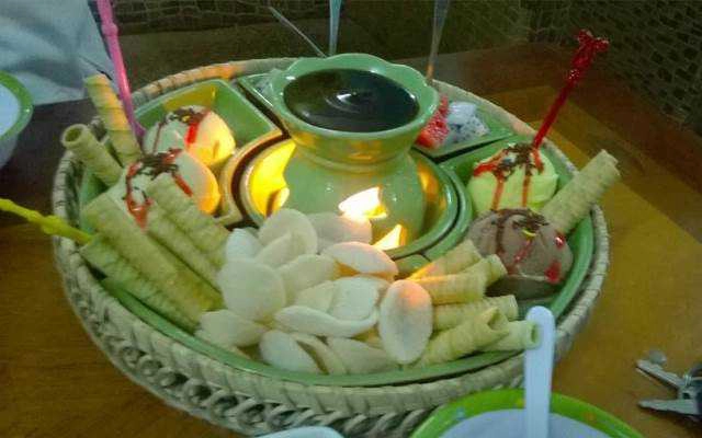 Cafe Lẩu Kem Chi Bi