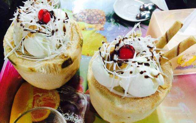 Cafe Long Dừa - Kem Dừa, Thạch Dừa & Bánh Pía