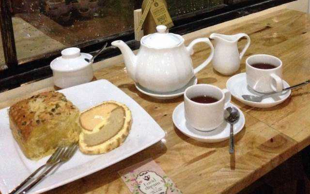 Cafe Lucid Dream - Tea & Cake