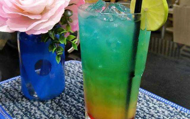 Cafe Mashi - Food & Beverages