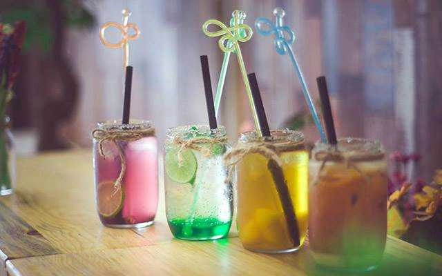 Cafe Mèo Mập Quán - Food & Drink - Phan Chu Trinh