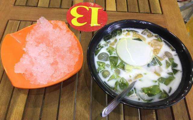Cafe Quán Ngon Chè Nghé - Chè Sầu Liên