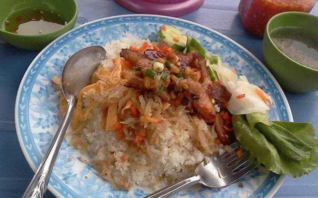 Cafe Quán Song Vy - Bánh Cuốn & Cơm Văn Phòng