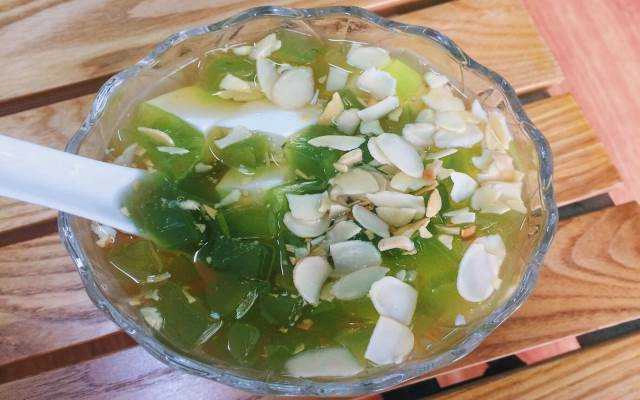 Cafe Quang Nguyên - Chè Khúc Bạch - Mỹ Đình