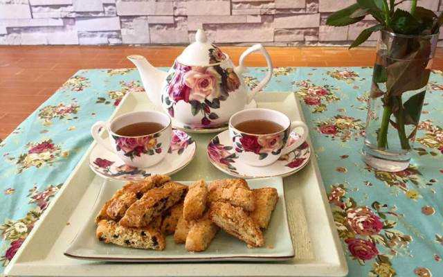 Cafe Rose Cake & Tea Room