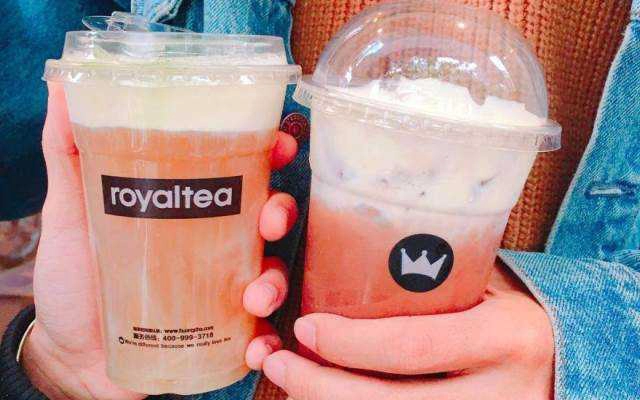 Cafe Royaltea - Nguyễn Hữu Huân