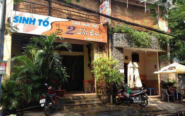Cafe Sinh Tố 2 Chị Em