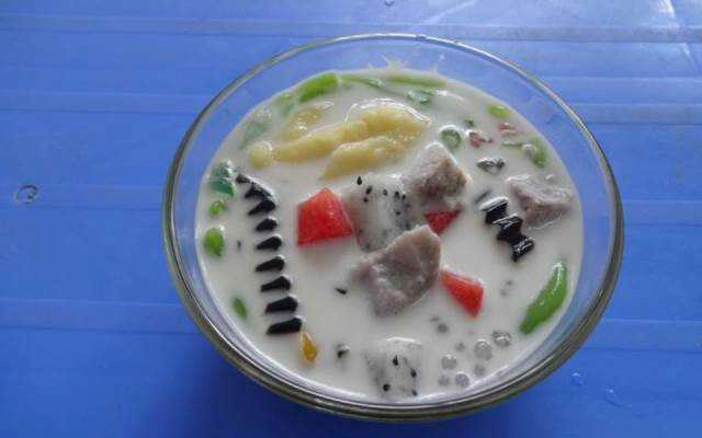 Cafe Song Lê - Chè Thái & Sinh Tố
