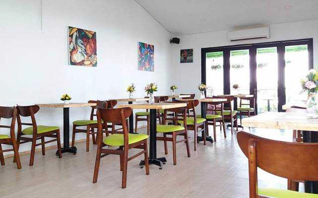 Cafe The Coach House - Món Âu