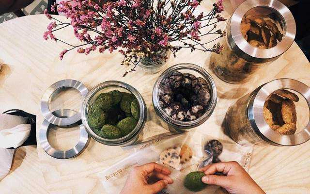 Cafe Tổ - Koffie, Thee & Honey