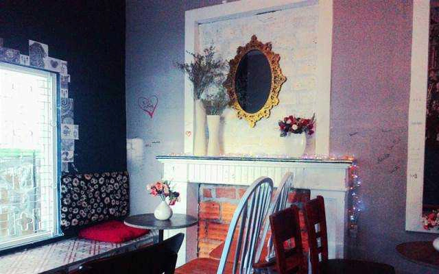 Cafe Trà Sữa Casa Bella - Quốc Sử Quán
