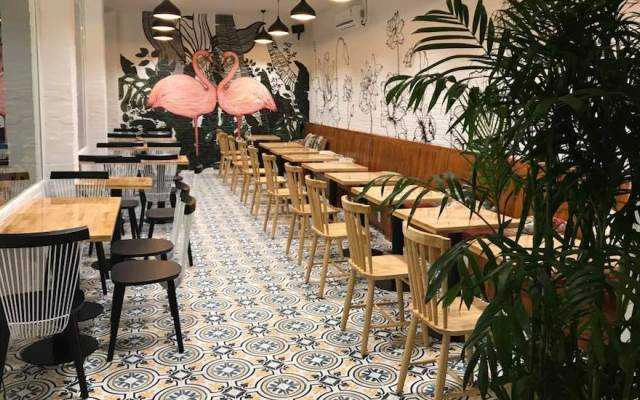 Cafe Trà Sữa Nhà Làm Hoa Ly