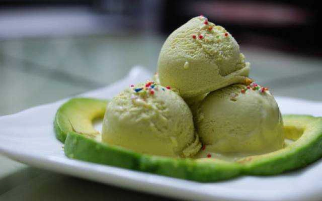 Cafe Út Quyên - Sinh Tố Kem Bơ