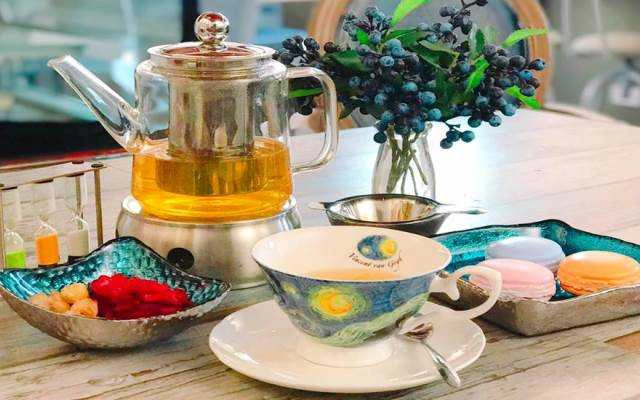 Cafe Villa Des Fleurs - Tea & CupCake