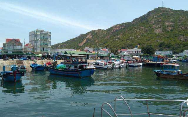 Cảng Tàu Bình Ba