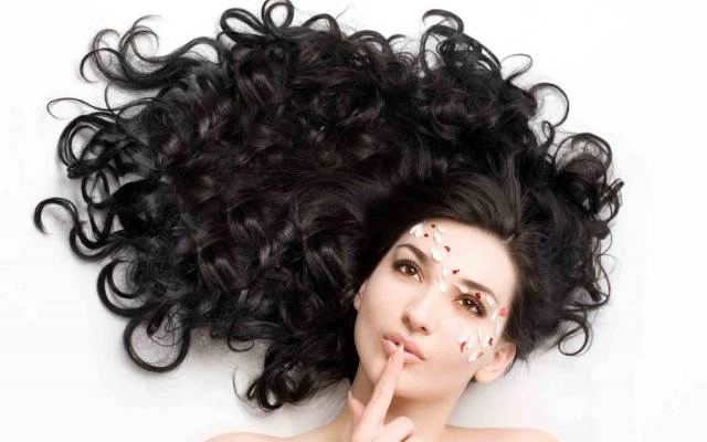 Cắt Uốn Ép Tóc Thủy Mi