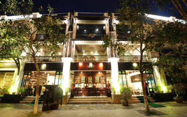 Nhà Hàng Cây Cau Restaurant - Ẩm Thực Việt