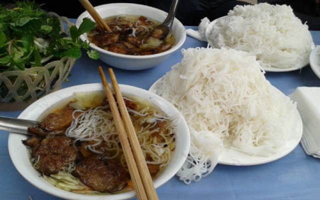 Quán Ăn Cây Đa Quán - Bún Chả & Bún Đậu Mẹt