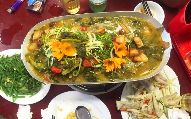 Quán Ăn Cây Đề Quán - Lẩu Nướng & Món Nhậu