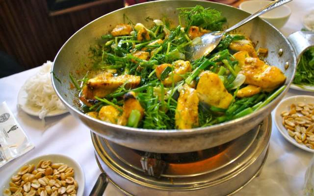 Quán Ăn Chả Cá Anh Vũ - Trung Hòa