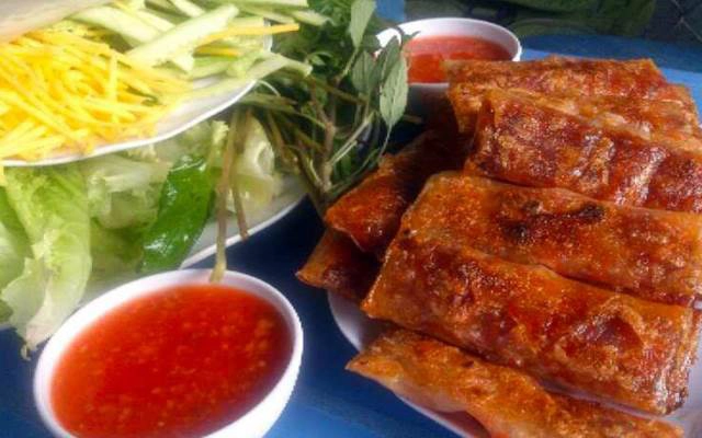 Quán Ăn Hồng Ân Quán - Chả Lụi Lagi & Chả Giò Cá Trích
