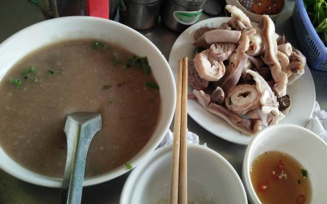 Quán Ăn Cháo Lòng, Bún Riêu & Nem Thính