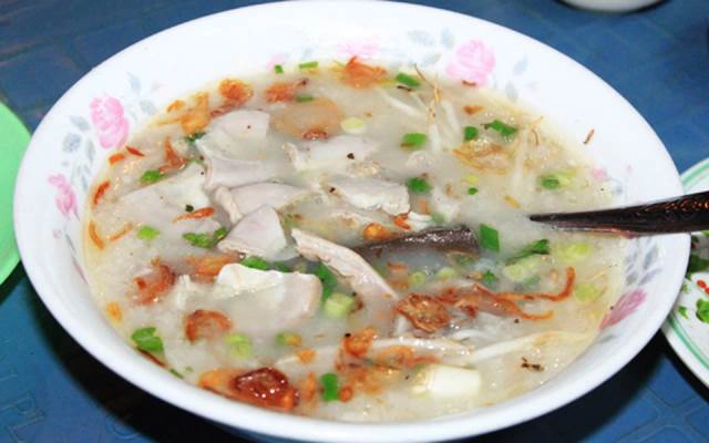 Quán Ăn Cháo Lòng Hẻm Bình Dân
