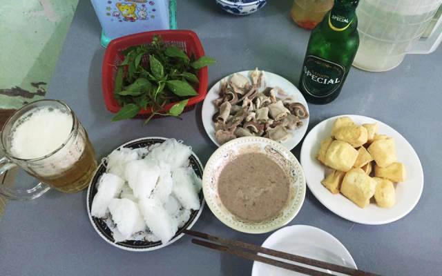 Quán Ăn Cháo Lòng, Miến Ngan & Nhậu Các Món - Định Công Thượng
