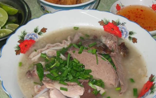Quán Ăn Cháo Lòng O Nga - Lịch Đợi