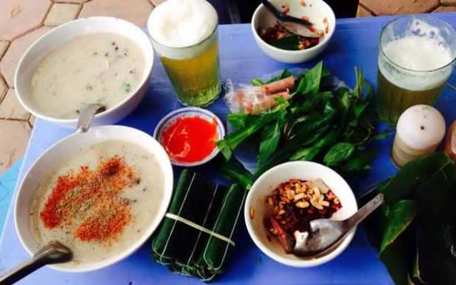 Quán Ăn Cháo Lòng Tiết Canh - Trần Khát Chân